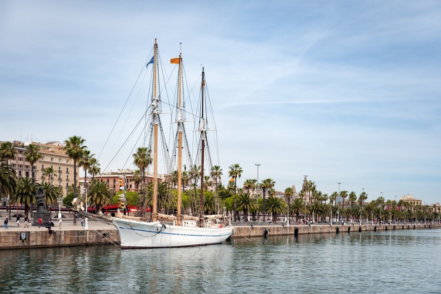 4 Barcelona Sailing Trip