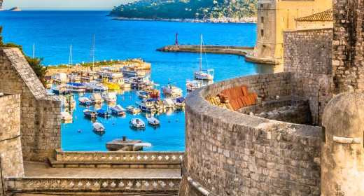 Pearls of the Adriatic: A Walking Discovery of Dubrovnik